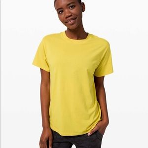 Lululemon Tee Sz 4